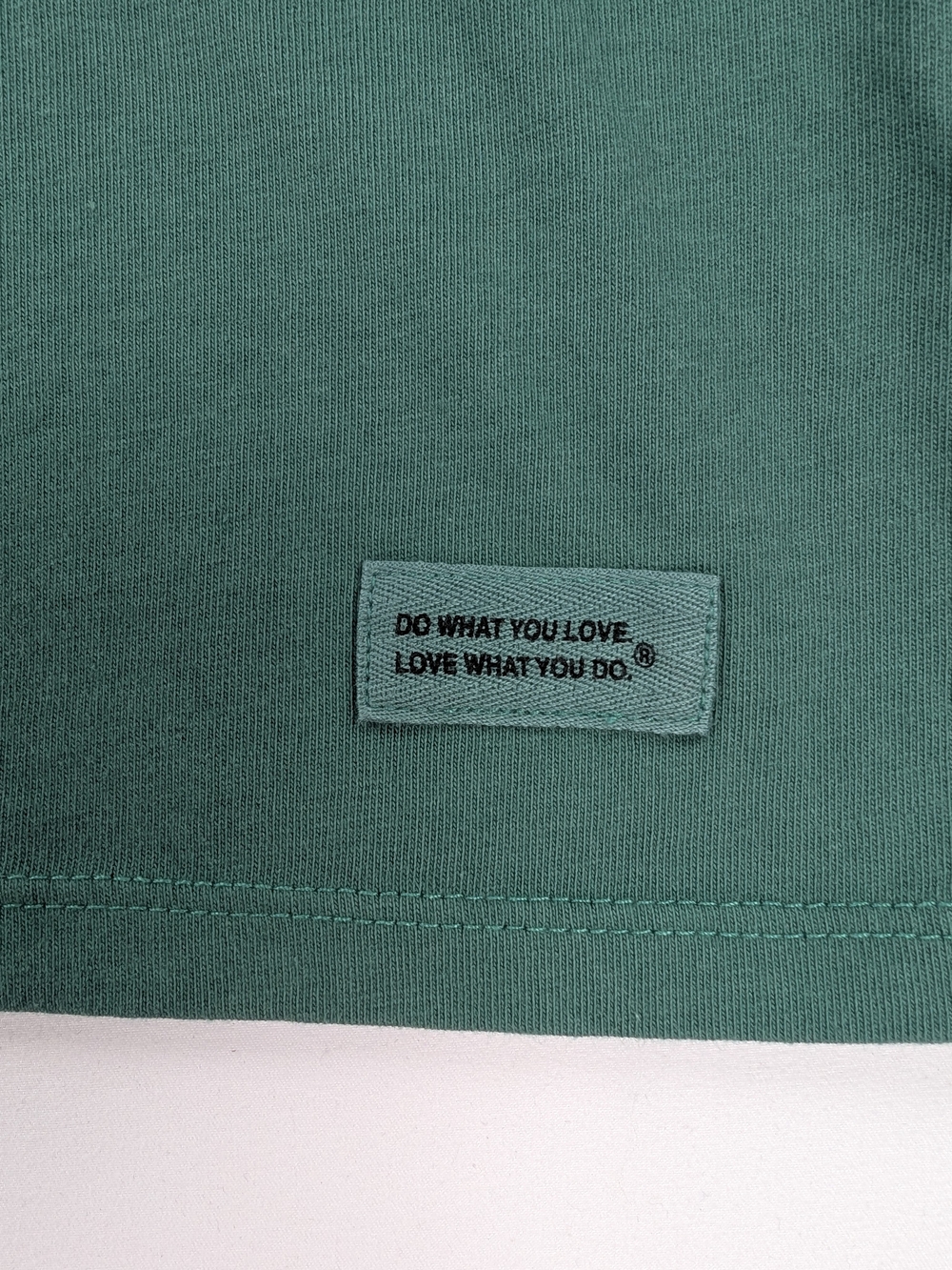 Life Is Good Women's Forest Green V-Neck 'Chillin' with my Gnomies' Long Sleeve - Picture 3 of 7